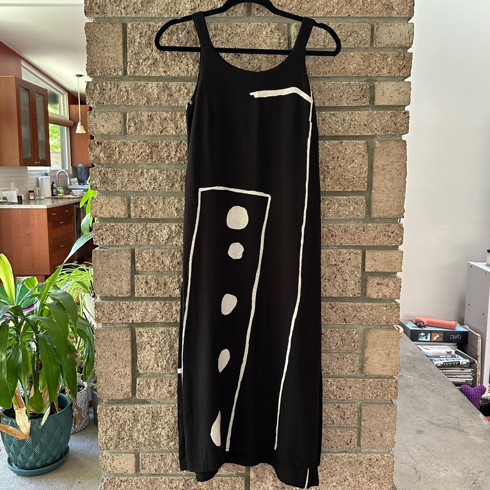 Black & white knit dress